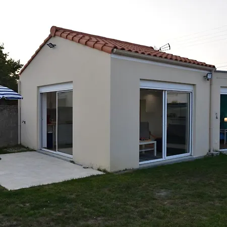 Chez Denis Et Isabelle 펜션