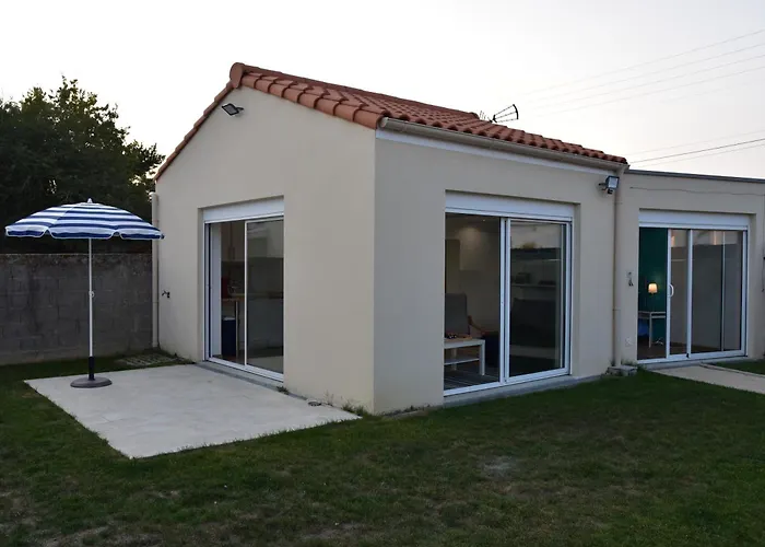 Chez Denis Et Isabelle Dom wakacyjny