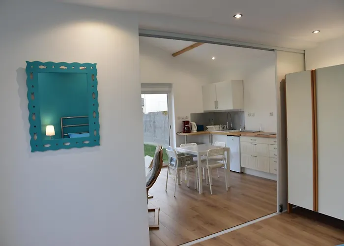 Chez Denis Et Isabelle Casa de Férias *